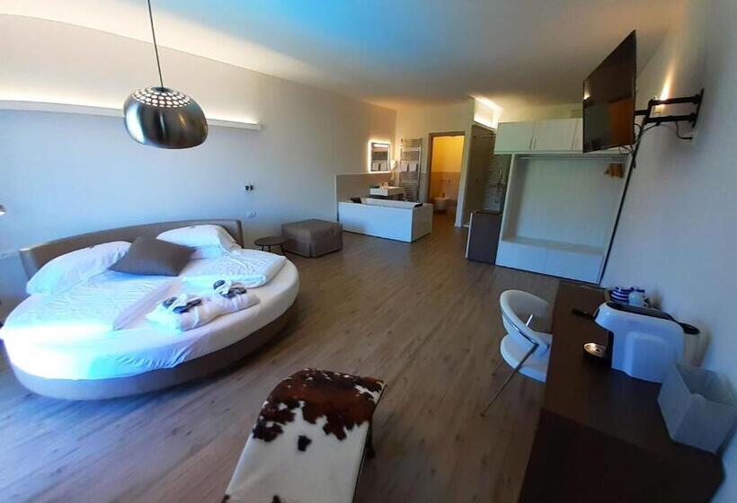ハイドロマッサージバス付きジュニアスイート, Park Hotel Val Di Monte S