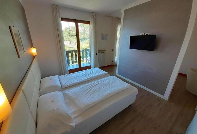 バルコニー付きジュニアスイート, Park Hotel Val Di Monte S