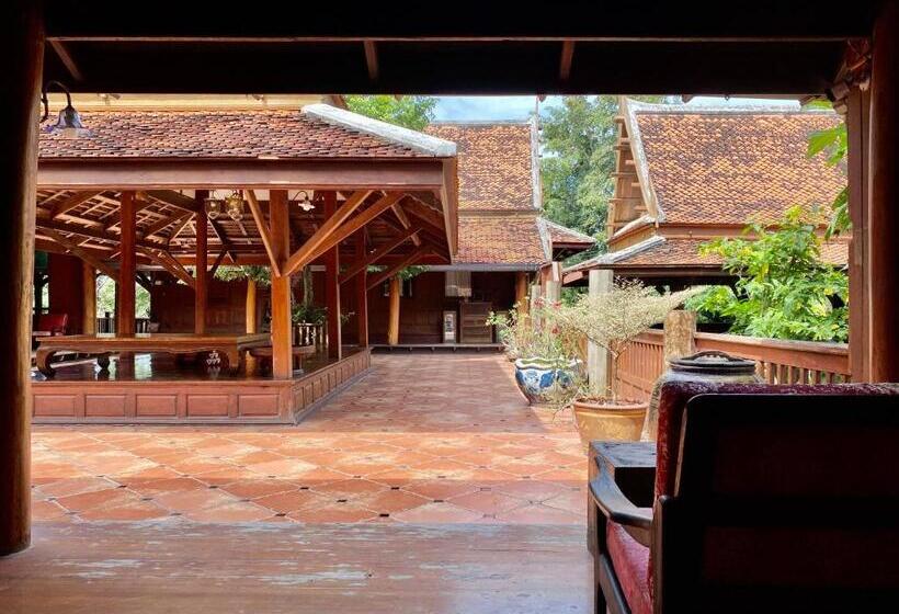 اتاق سوپریور, Ayutthaya Retreat