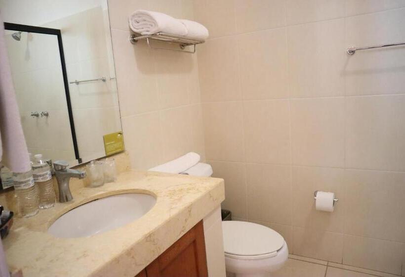 اتاق استاندارد با 2 تخت دوبل, Concierge Plaza La Villa