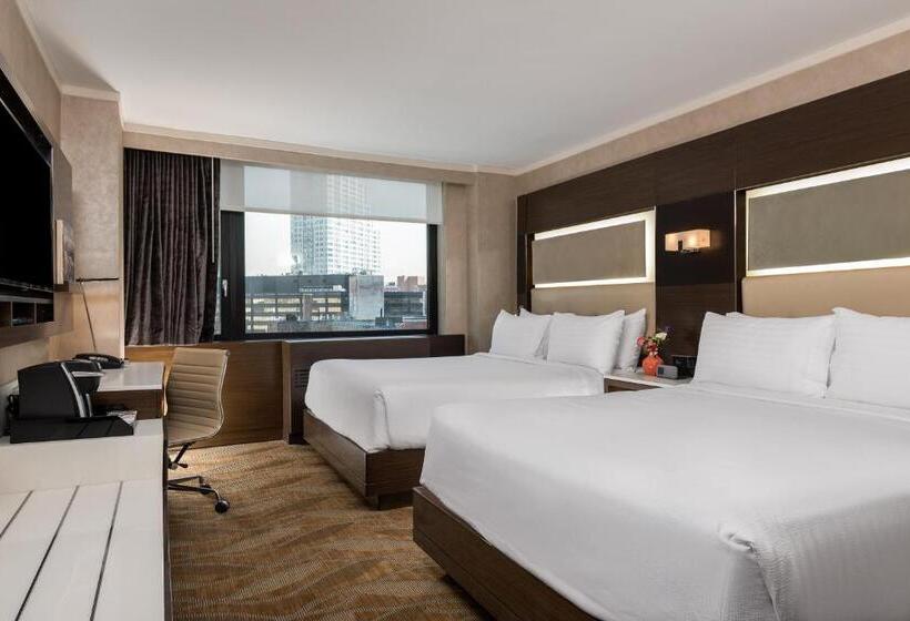 带2个双人床的标准工作室, Holiday Inn Brooklyn Downtown, An Ihg