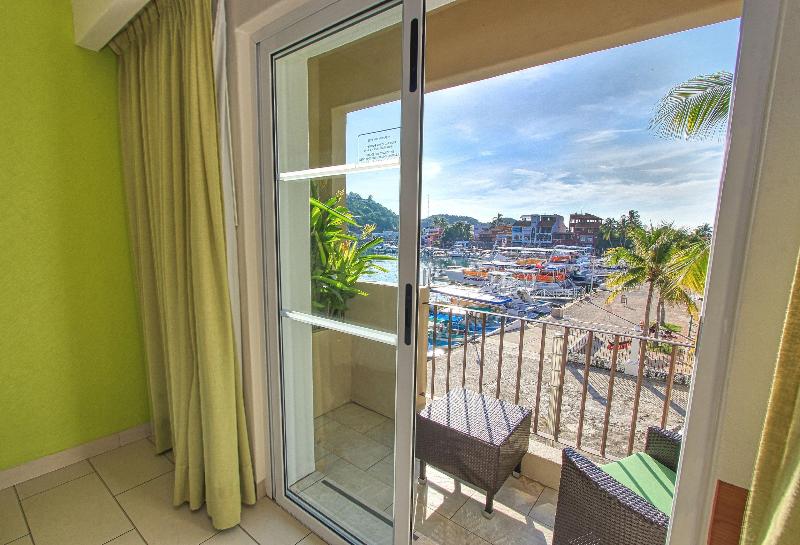 Номер Стандартный с Видом, Holiday Inn Huatulco, An Ihg