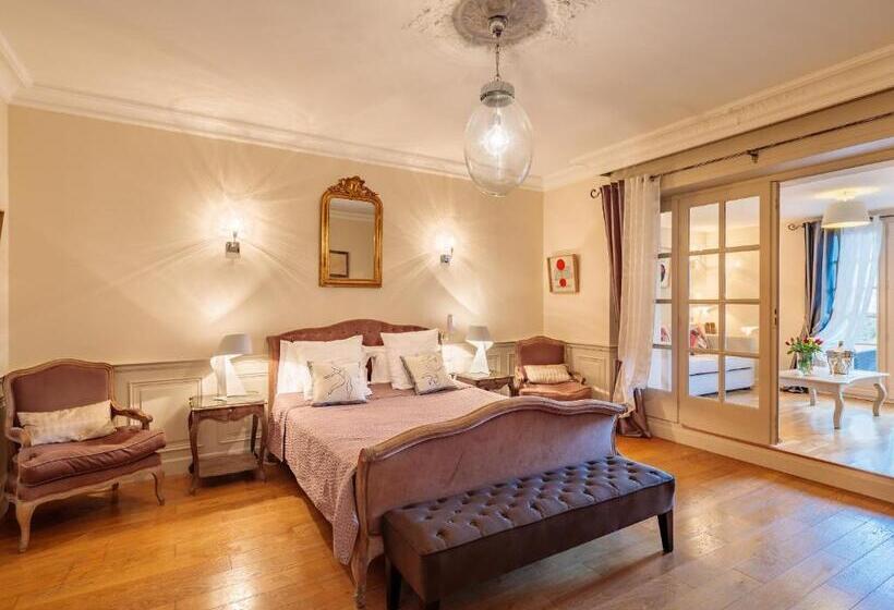 سوییت لوکس, La Suite