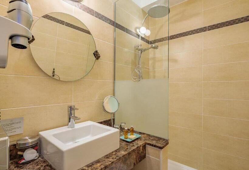 سوییت با چشم‌انداز باغ, La Suite