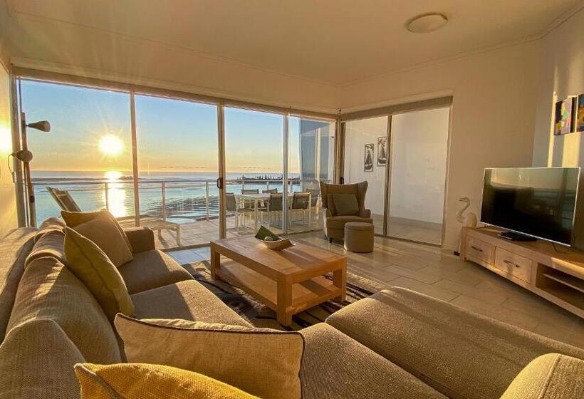 Апартаменты Пентхаус 2 Спальни, Waves Maroochy River