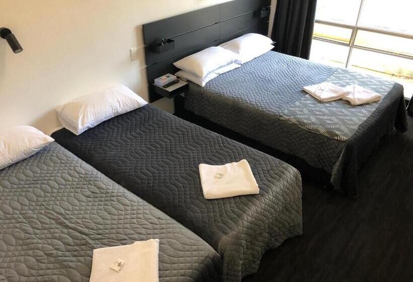 Семейный Номер, Blue Gums Hotel Motel