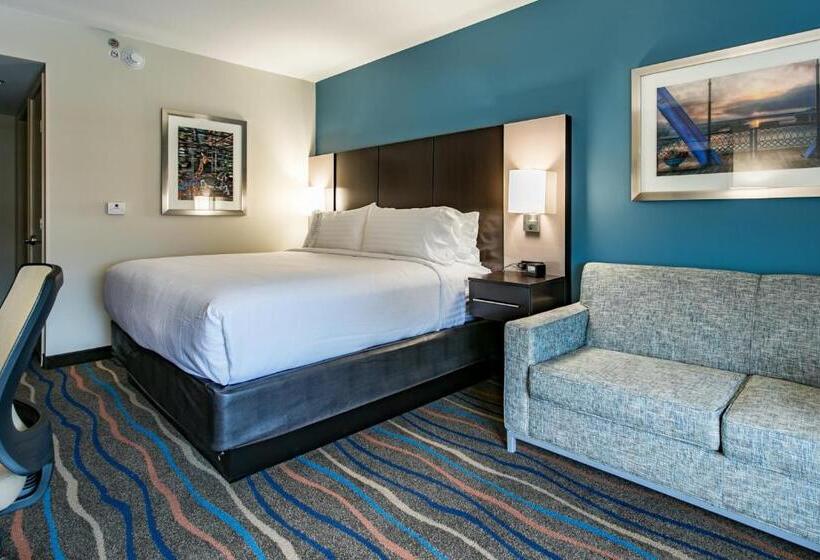 Стандартный Номер Кровать Кинг, Holiday Inn Hotel & Suites Chattanooga, An Ihg