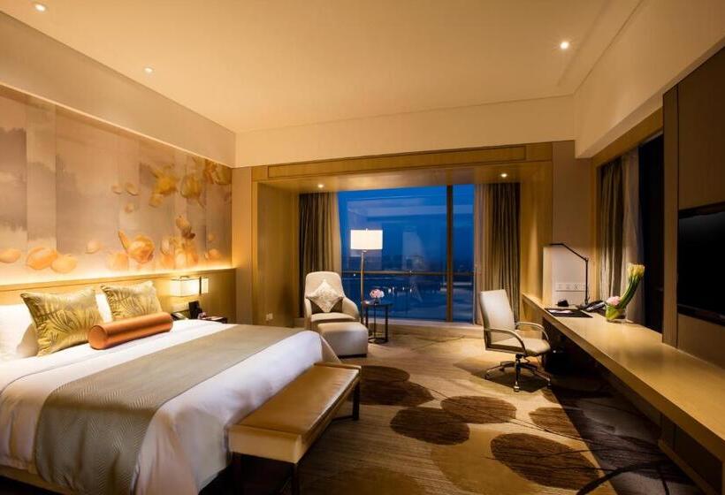 Стандартный Номер Кровать Кинг, Crowne Plaza Fuzhou Riverside, An Ihg