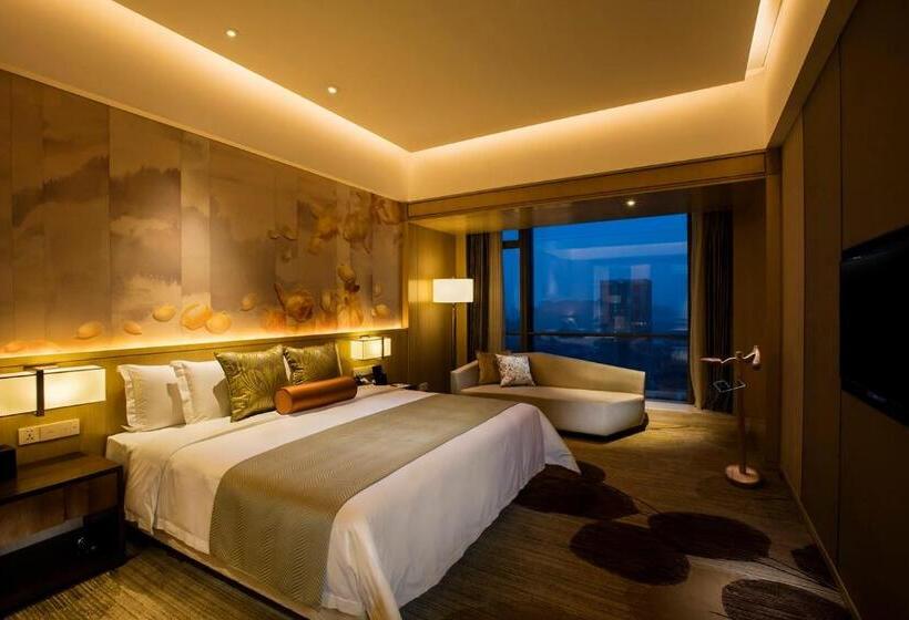 Стандартный Номер Кровать Кинг, Crowne Plaza Fuzhou Riverside, An Ihg