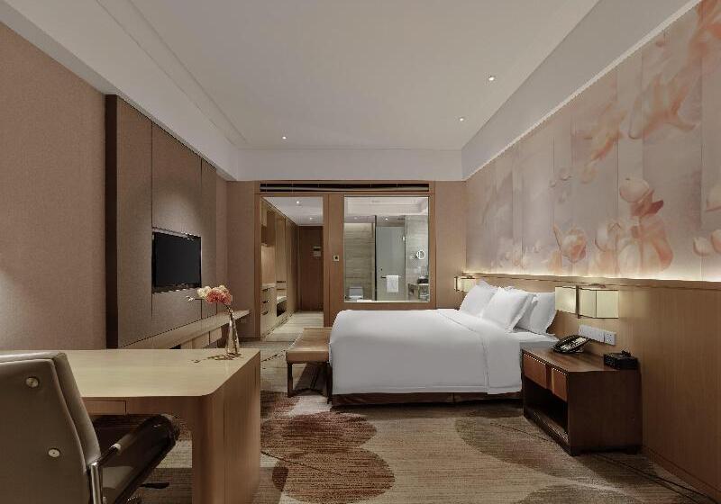 Стандартный Номер Кровать Кинг, Crowne Plaza Fuzhou Riverside, An Ihg