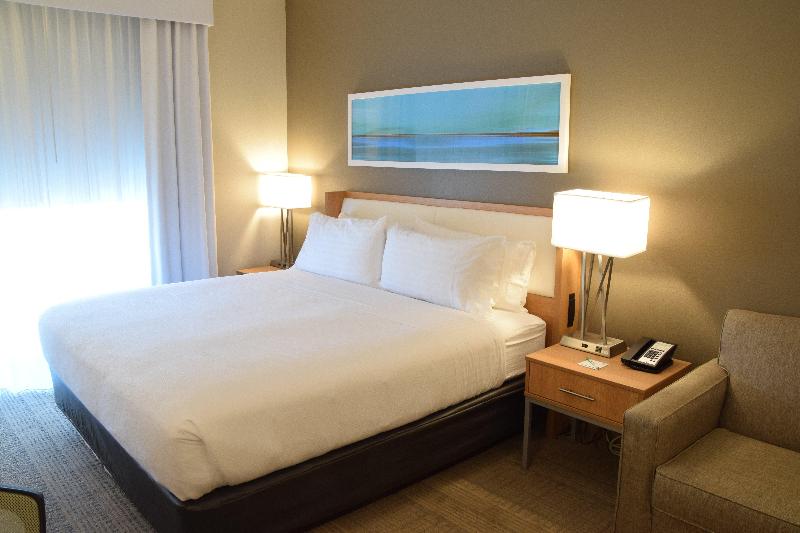 Стандартный Номер Кровать Кинг, Holiday Inn Cincinnati North West Chester, An Ihg
