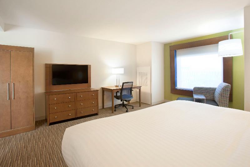 Стандартный Номер Кровать Кинг, Holiday Inn Express Hotel & Suites Austin Downtown   University, An Ihg