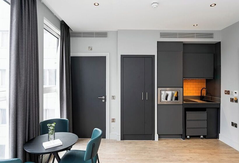 Студия Стандарт, Staycity Aparthotels London Greenwich High Road