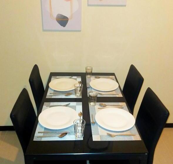 חדר משפחתי, Le 10 The Radiance Manila Bay