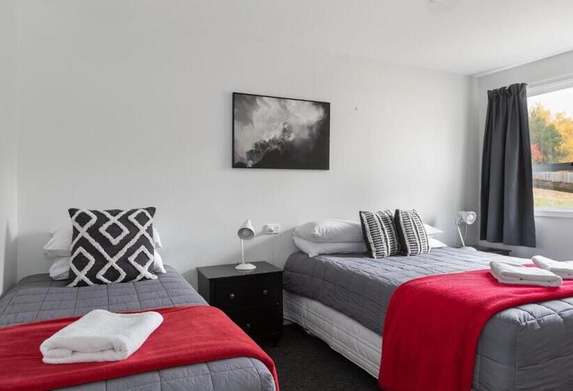 Семейные Апартаменты 3 Спальни, Arrowtown Motel