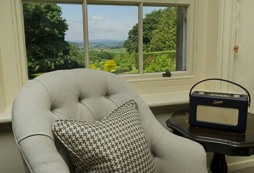 Deluxe Room, The Elms Hotel And Spa