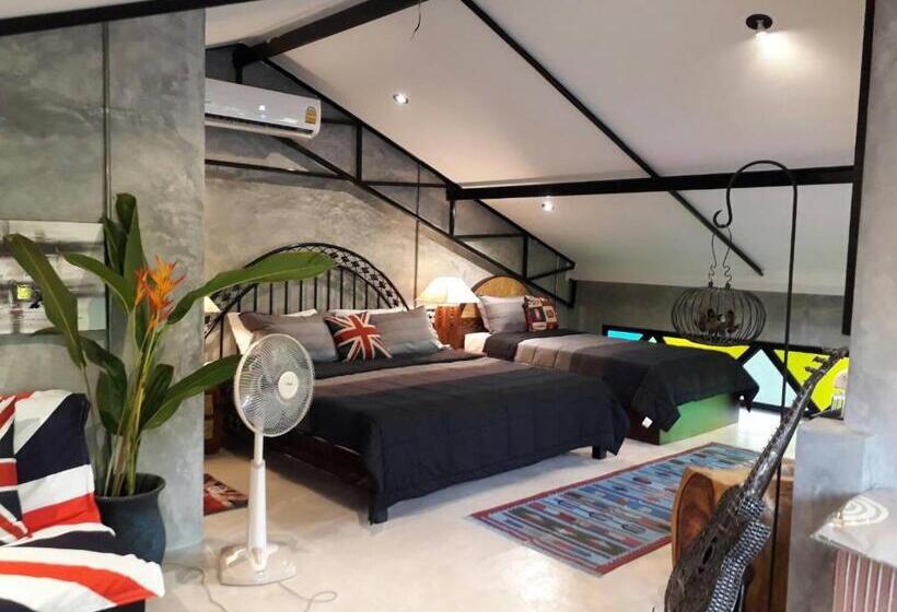 استودیو استاندارد با بالکن, Rice Barn And Rooms