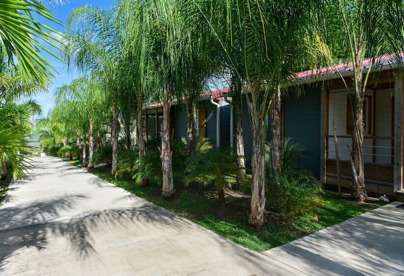 خانه 2 خوابه, Le Village De La Pointe