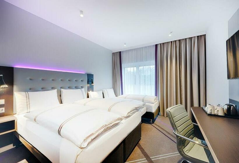 Семейный Номер, Premier Inn Regensburg City Centre
