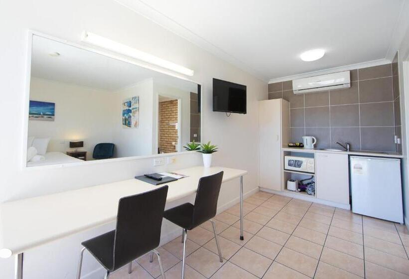 Номер Стандарт, Caboolture Motel