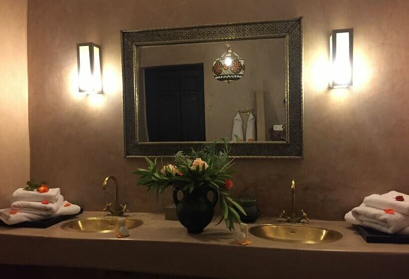 Номер Стандарт, The Capaldi Hotel, Restaurant & Spa