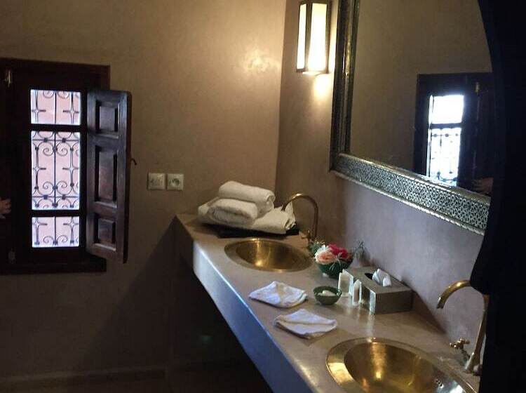 Номер Стандарт с Террасой, The Capaldi Hotel, Restaurant & Spa