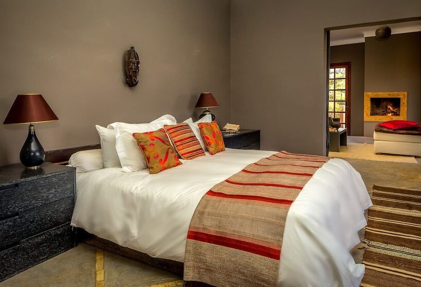 Люкс Повышенной Комфортности, The Capaldi Hotel, Restaurant & Spa