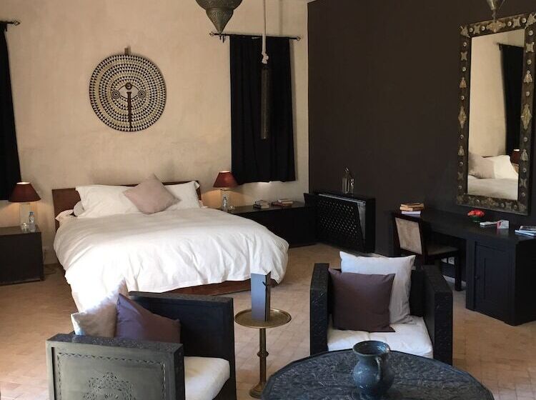 Люкс Повышенной Комфортности, The Capaldi Hotel, Restaurant & Spa