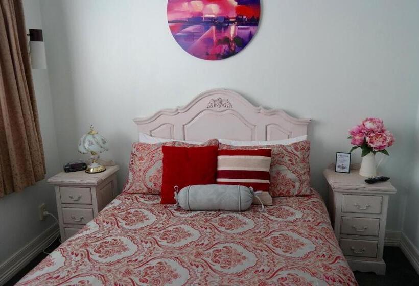 Номер Basic, Admirals Lodge