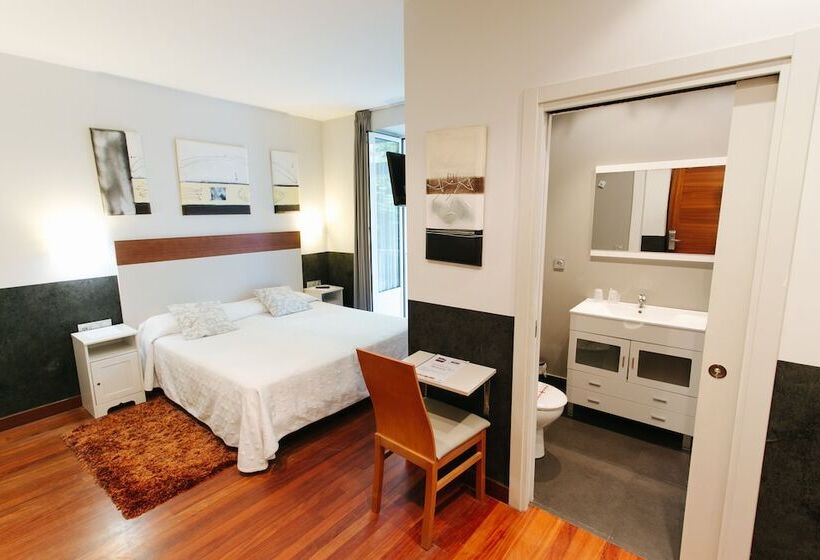スタンダードルーム, Hostal San Sebastian Centro
