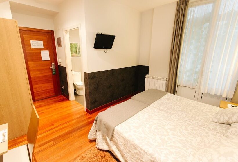 スタンダードルーム, Hostal San Sebastian Centro