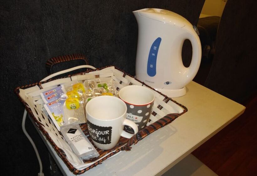 スタンダードトリプルルーム, Hostal San Sebastian Centro