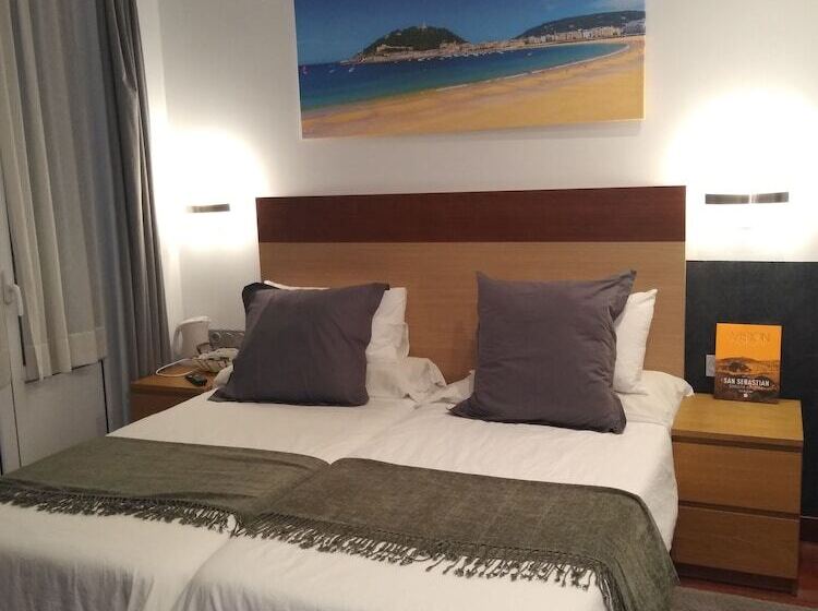スタンダードルーム, Hostal San Sebastian Centro