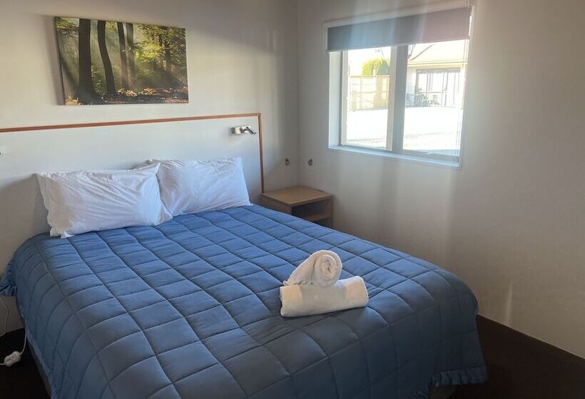 Апартаменты 2 Спальни, Pinewood Motels
