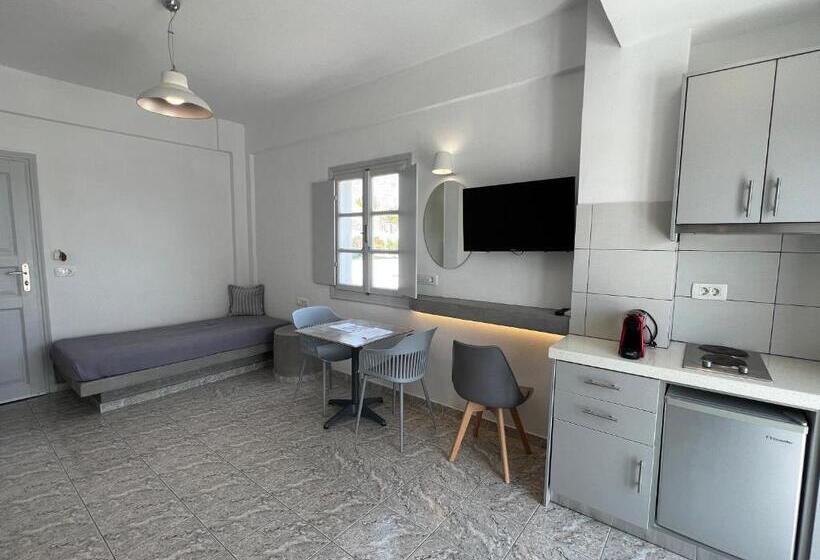 스탠다드 스튜디오, White Lily Suites & Lofts   Adults Only 16 Plus