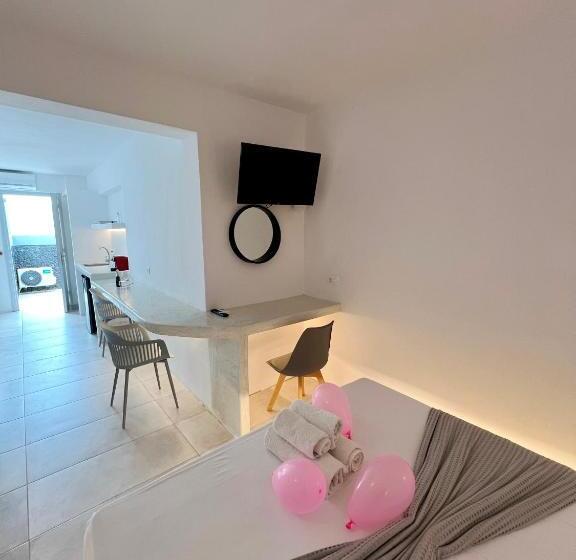 스탠다드 룸, White Lily Suites & Lofts   Adults Only 16 Plus