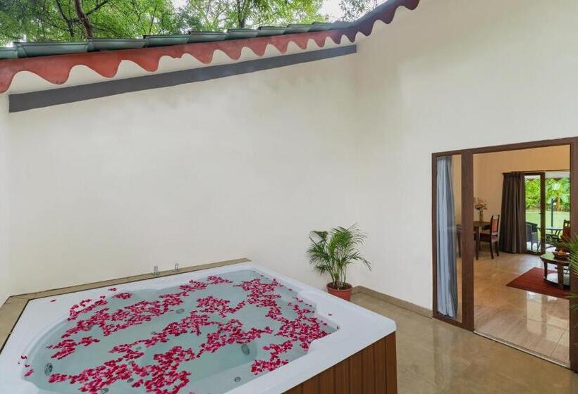 家庭间, Aranya Vilas   A Nature Resort