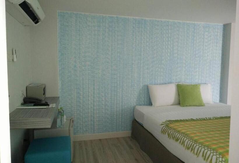 带海景的标准工作室, Nantra Pattaya Baan Ampoe Beach
