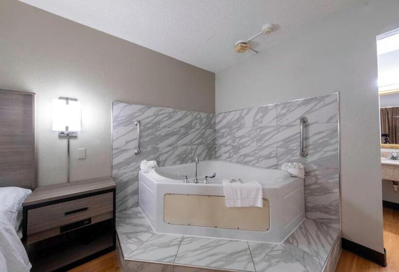 Номер Deluxe Кровать Кинг, Red Roof Inn Charlottesville