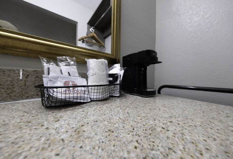Номер Deluxe, Red Roof Inn Charlottesville