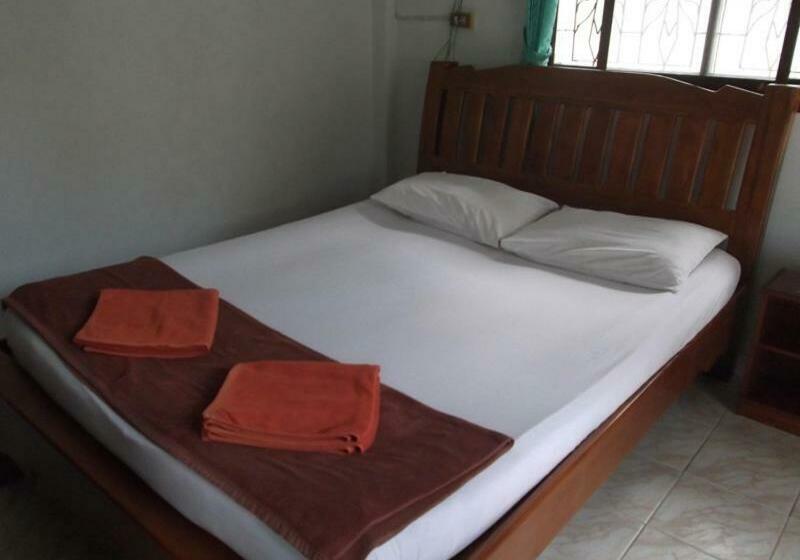 ویلای استاندارد با چشم‌انداز باغ, Palm Point Village