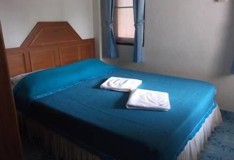 ویلای استاندارد با چشم‌انداز باغ, Palm Point Village