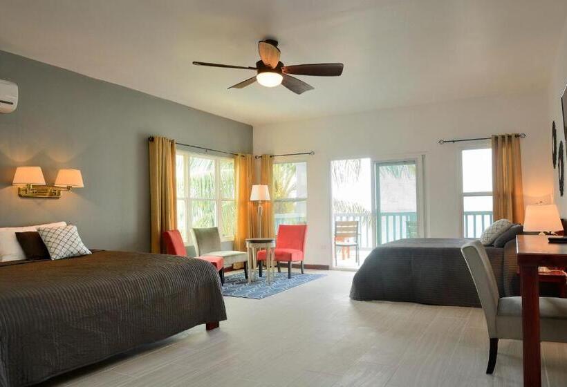 Полулюкс Вид на Море, Parrot Cove Lodge