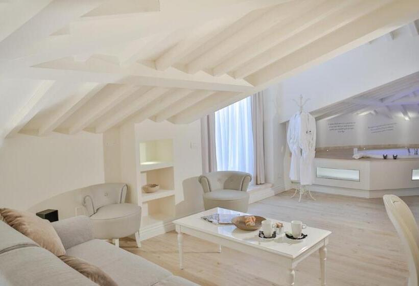 デラックスの４人部屋, Boutique Villa Liberty   Dépendance   Borgo Capitano Collection   Albergo Diffuso