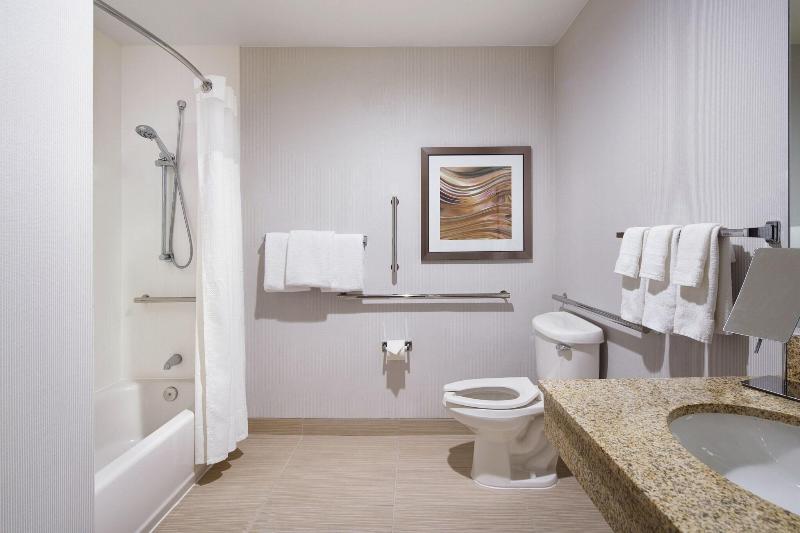스탠다드 룸 킹사이즈 침대, Courtyard Milpitas Silicon Valley