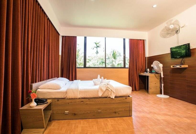 디럭스 룸, Crescent Residency