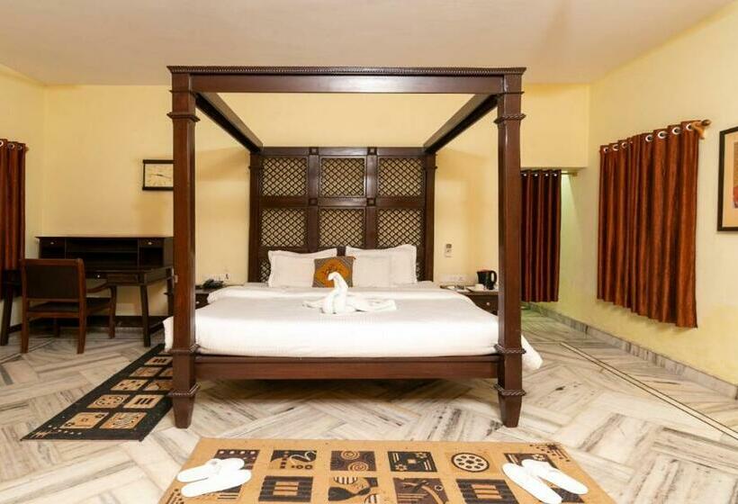 Люкс Повышенной Комфортности, Kurja Resort