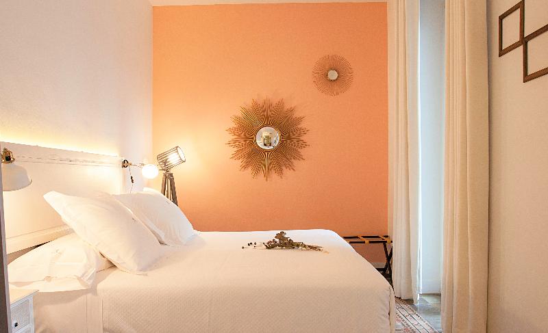 Superior Szoba, Business Hotel Tomang