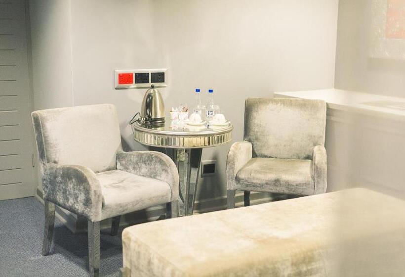 스탠다드 룸 킹사이즈 침대, Blue Diamond Boutique
