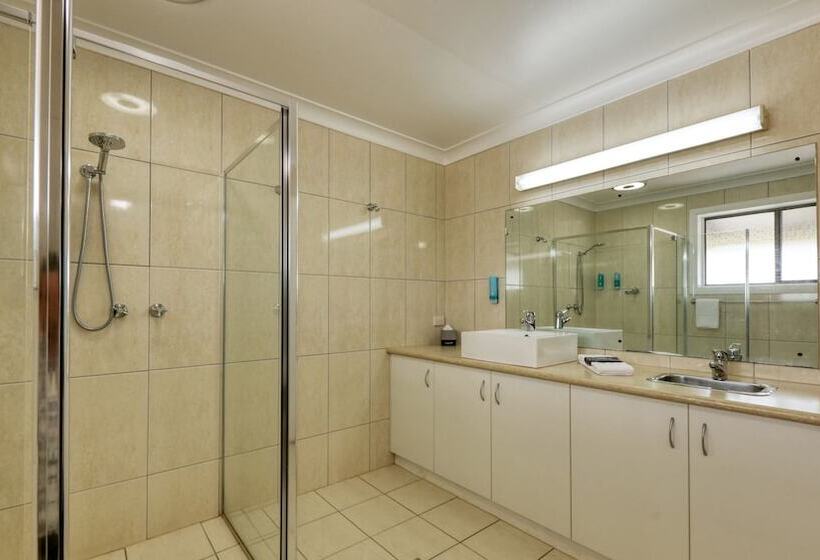 Люкс, Motel Meneres
